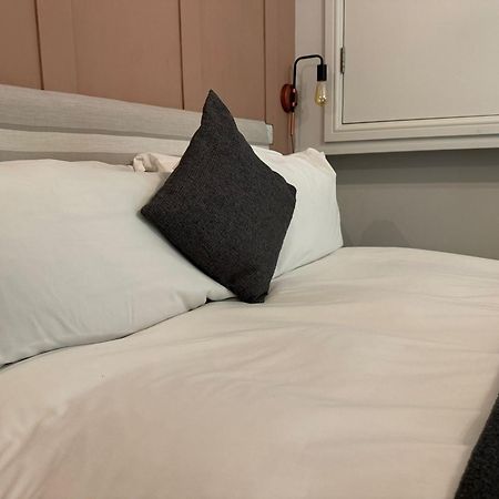 El Camino Suites Stamford Quarto foto